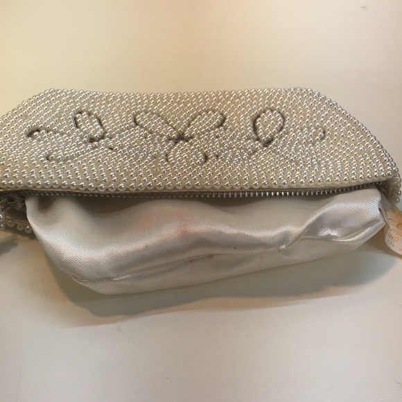 Vintage Bag by Debbie division of JohnWind Imports - Picture 9 of 10